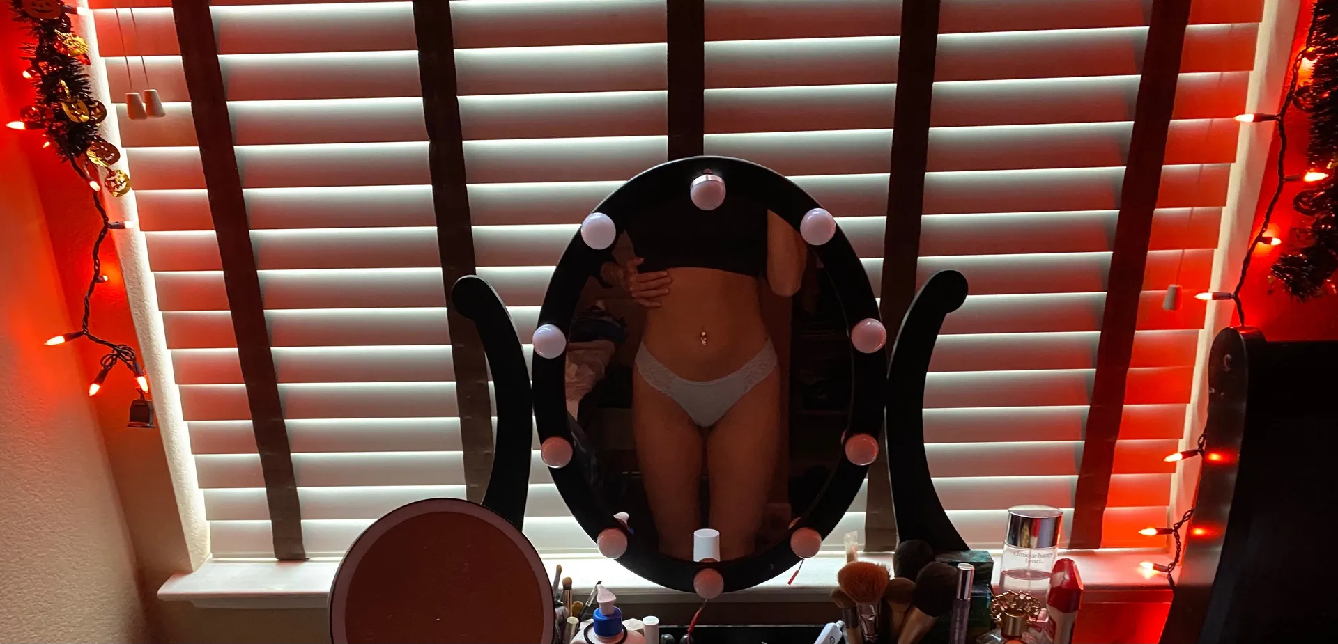 xo OnlyFans header