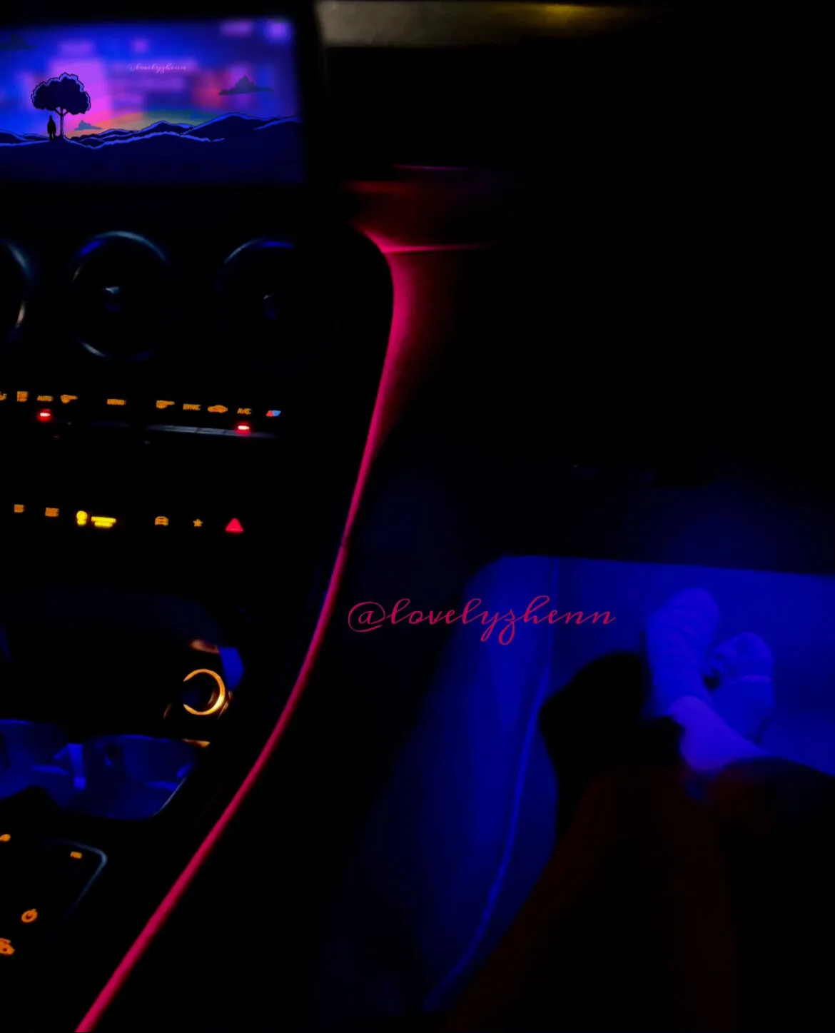 Zhen OnlyFans header