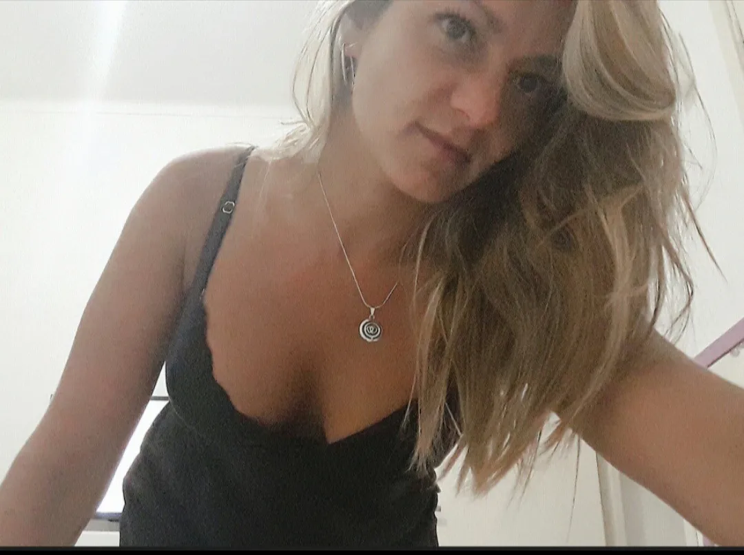 Gabi b OnlyFans header