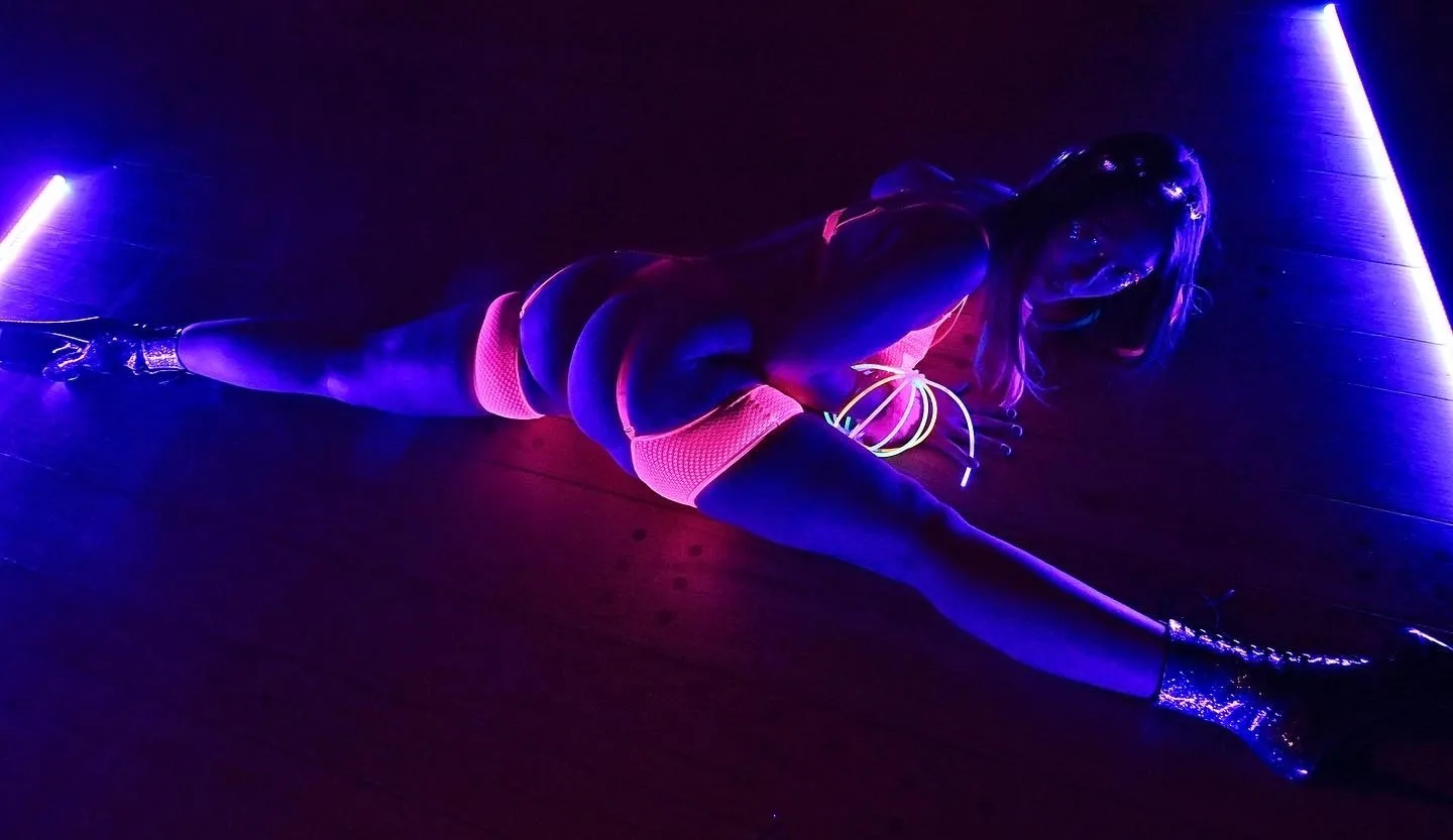 Ginger Evers OnlyFans header