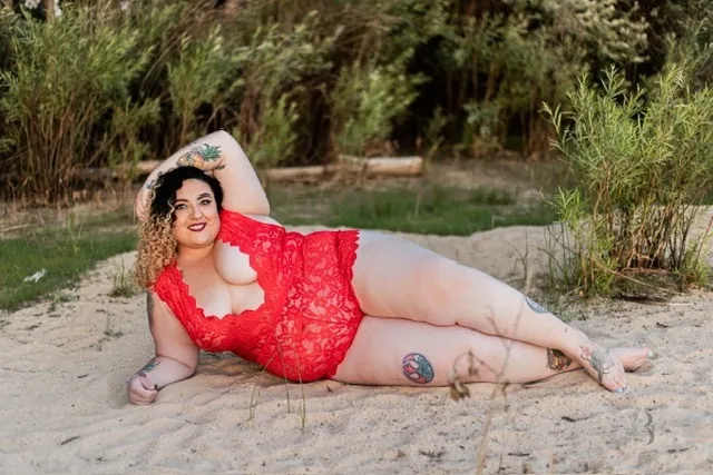 Beach Peach OnlyFans header