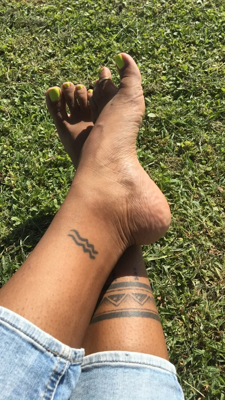 BeachyFeet OnlyFans header