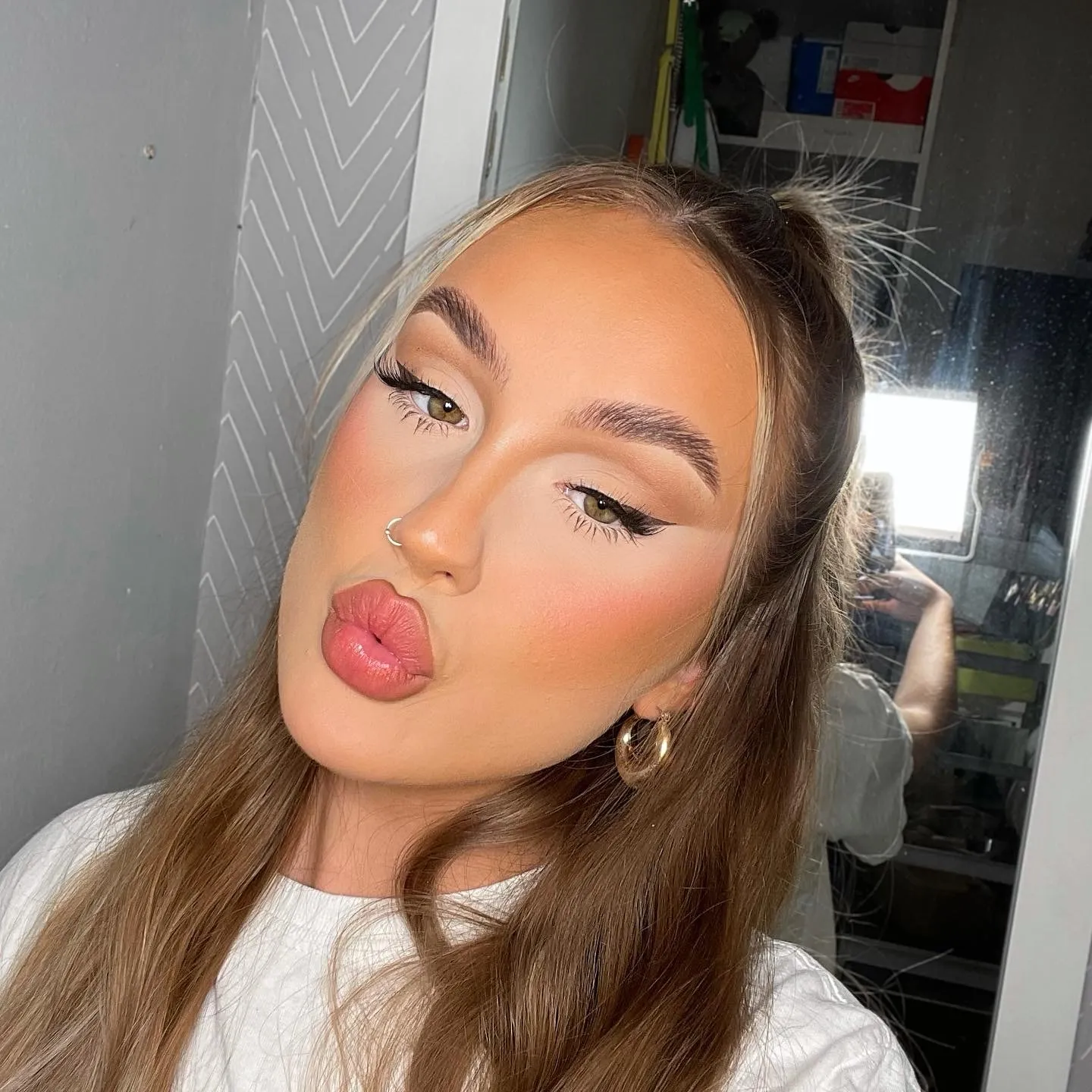 shania OnlyFans header