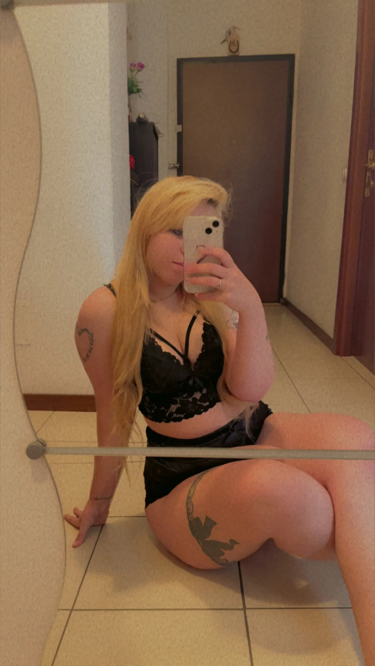 Bebe OnlyFans header