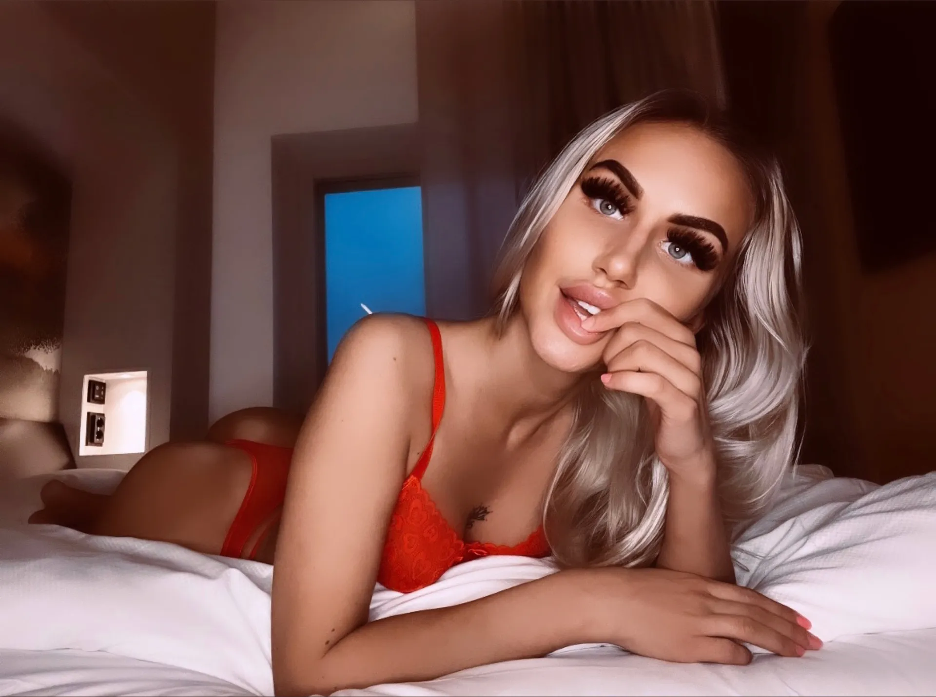 FREE ACCOUNT Jassubebe 🐰 OnlyFans header