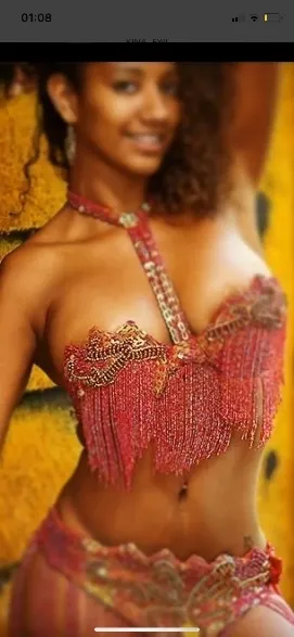 Bee_fwi OnlyFans header