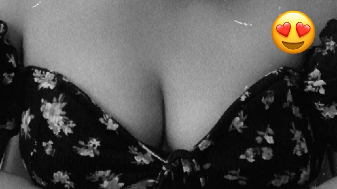 Alexa OnlyFans header