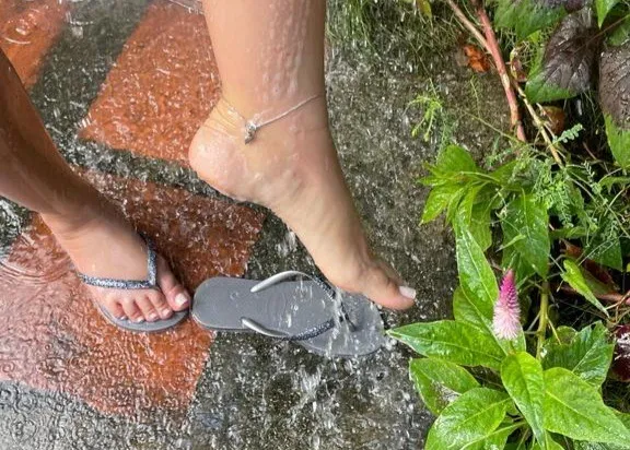 Mimi OnlyFans header