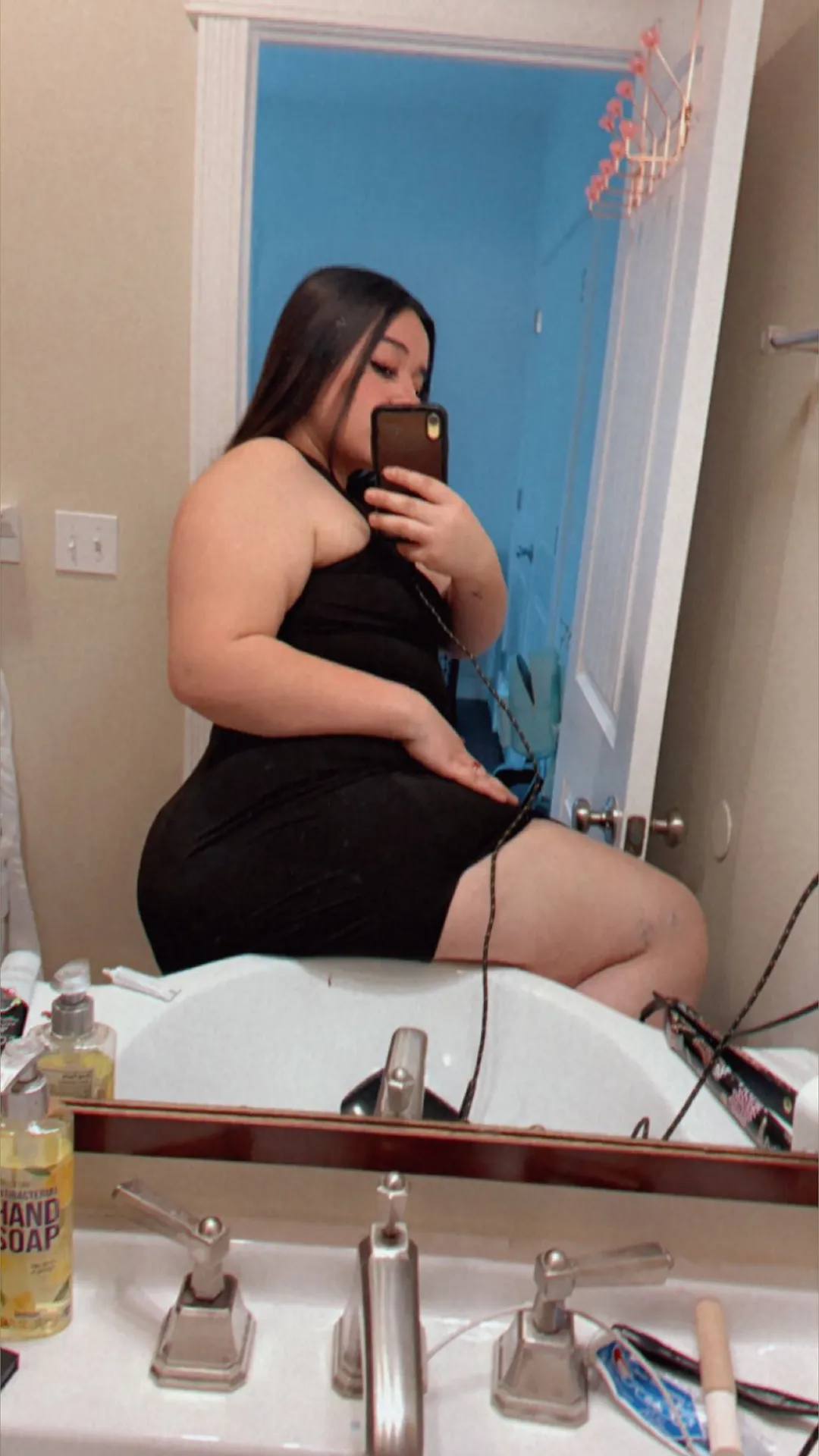 BIG BOOTY CUBANITA 🍑