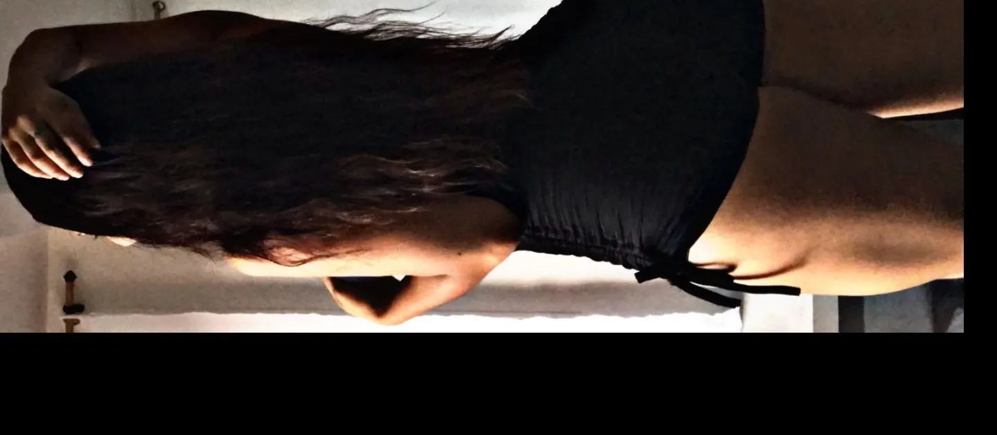 Bella mount OnlyFans header