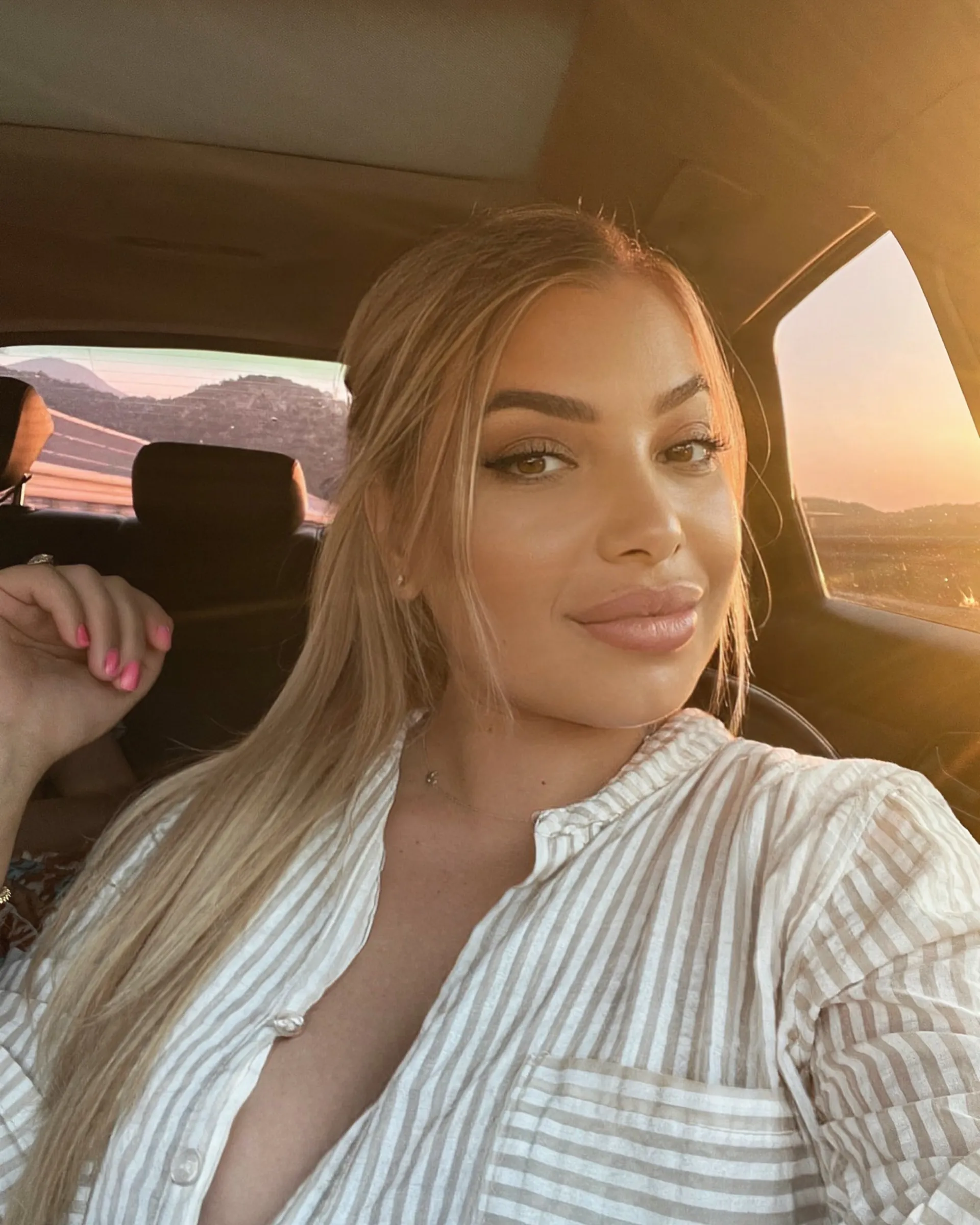 Bella🖤🖤 OnlyFans header