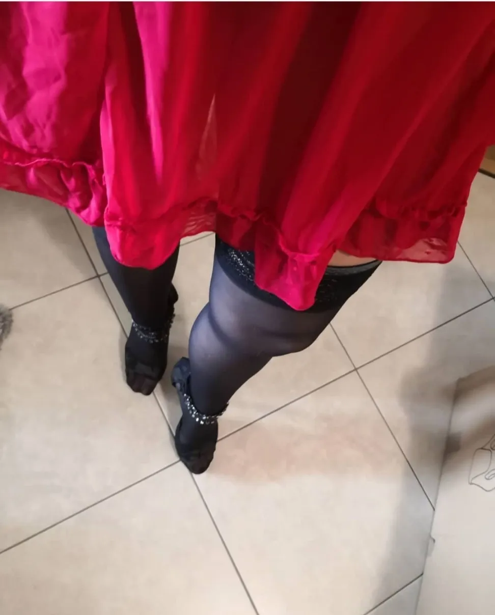 Bella OnlyFans header