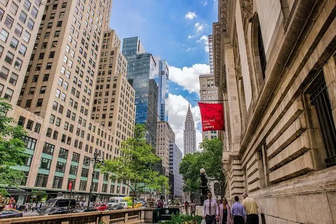 Bella OnlyFans header