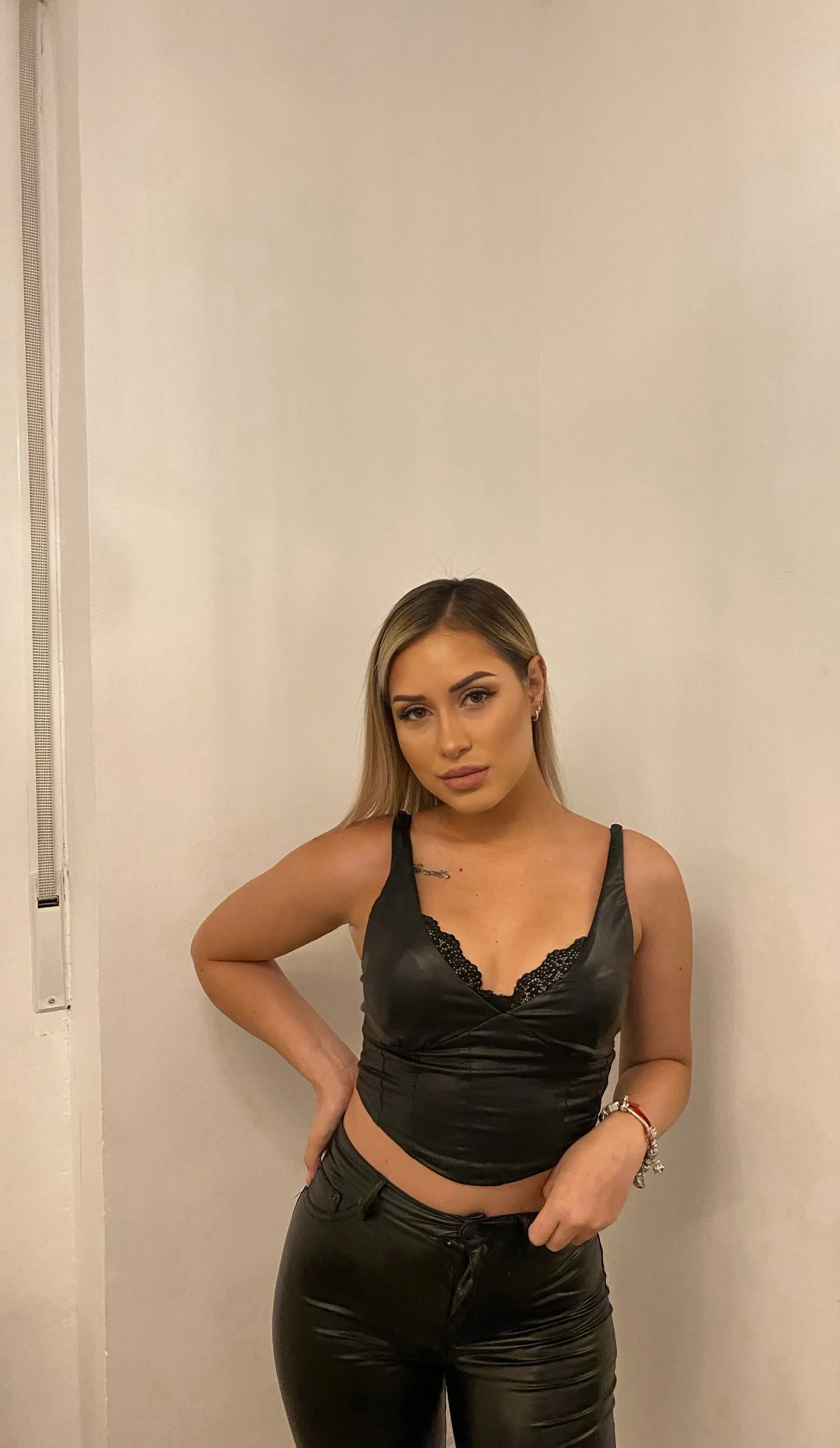 Bella Bunny OnlyFans header