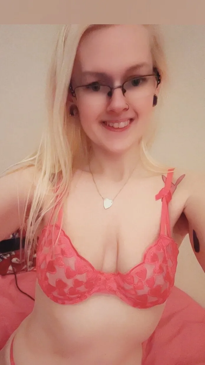 Bella 10000+ VIDS/NUDES