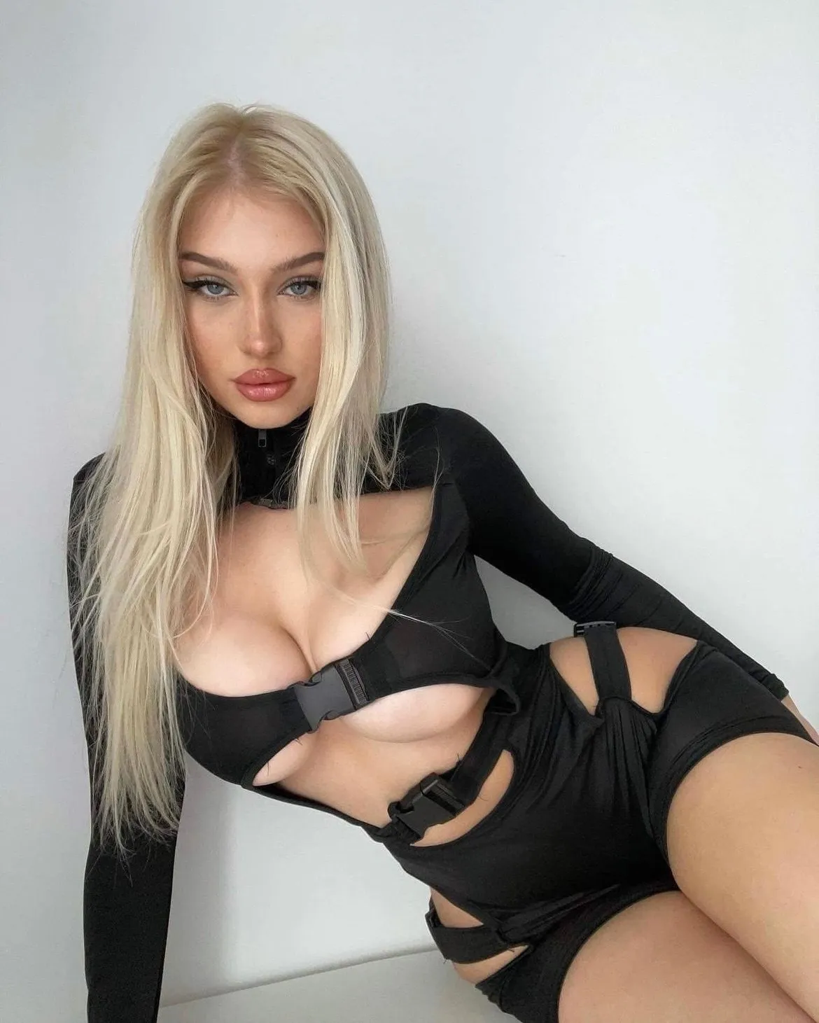isabellajynx OnlyFans header