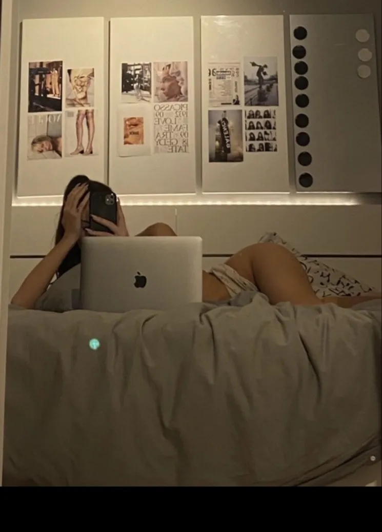 Bella Max OnlyFans header