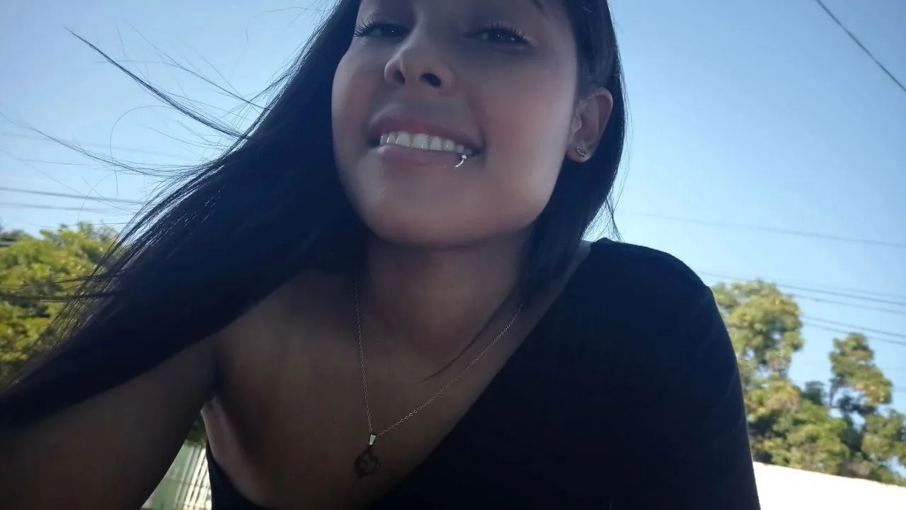 bellapeachfree OnlyFans header