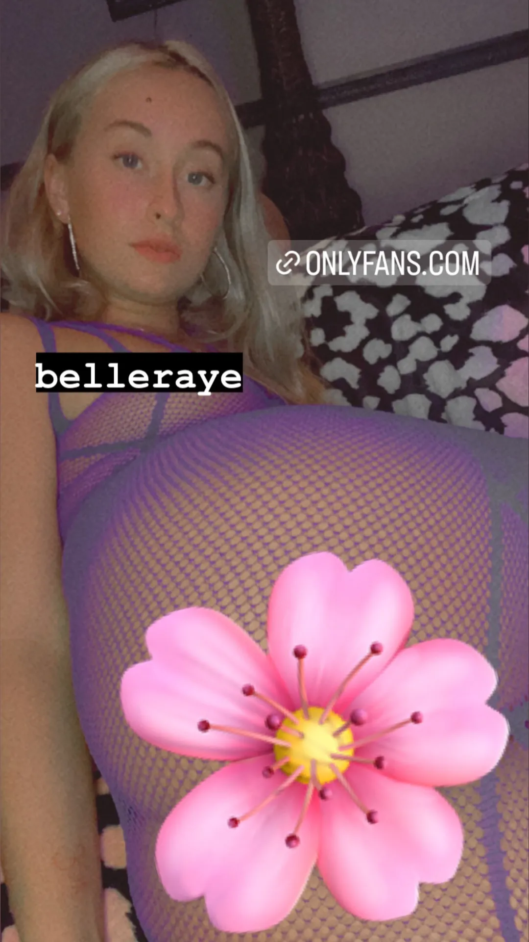 𝑀𝒾𝓈𝓉𝓇𝑒𝓈𝓈 𝐵𝑒𝓁𝓁𝑒