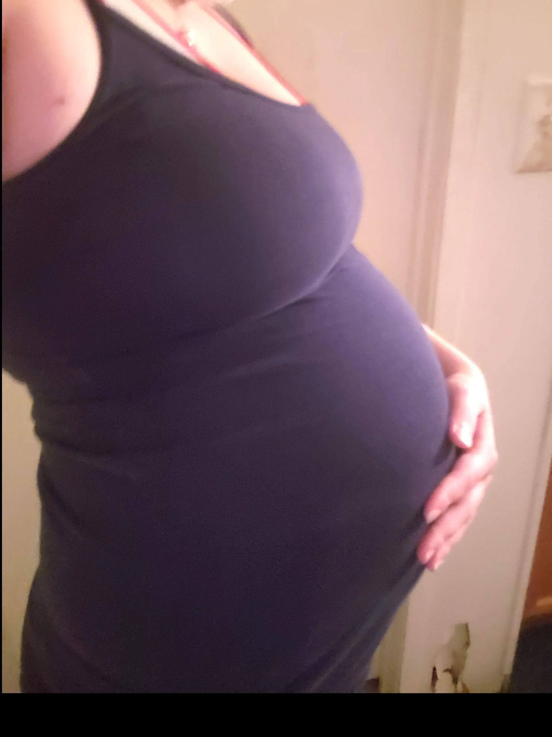 belly.babe OnlyFans header