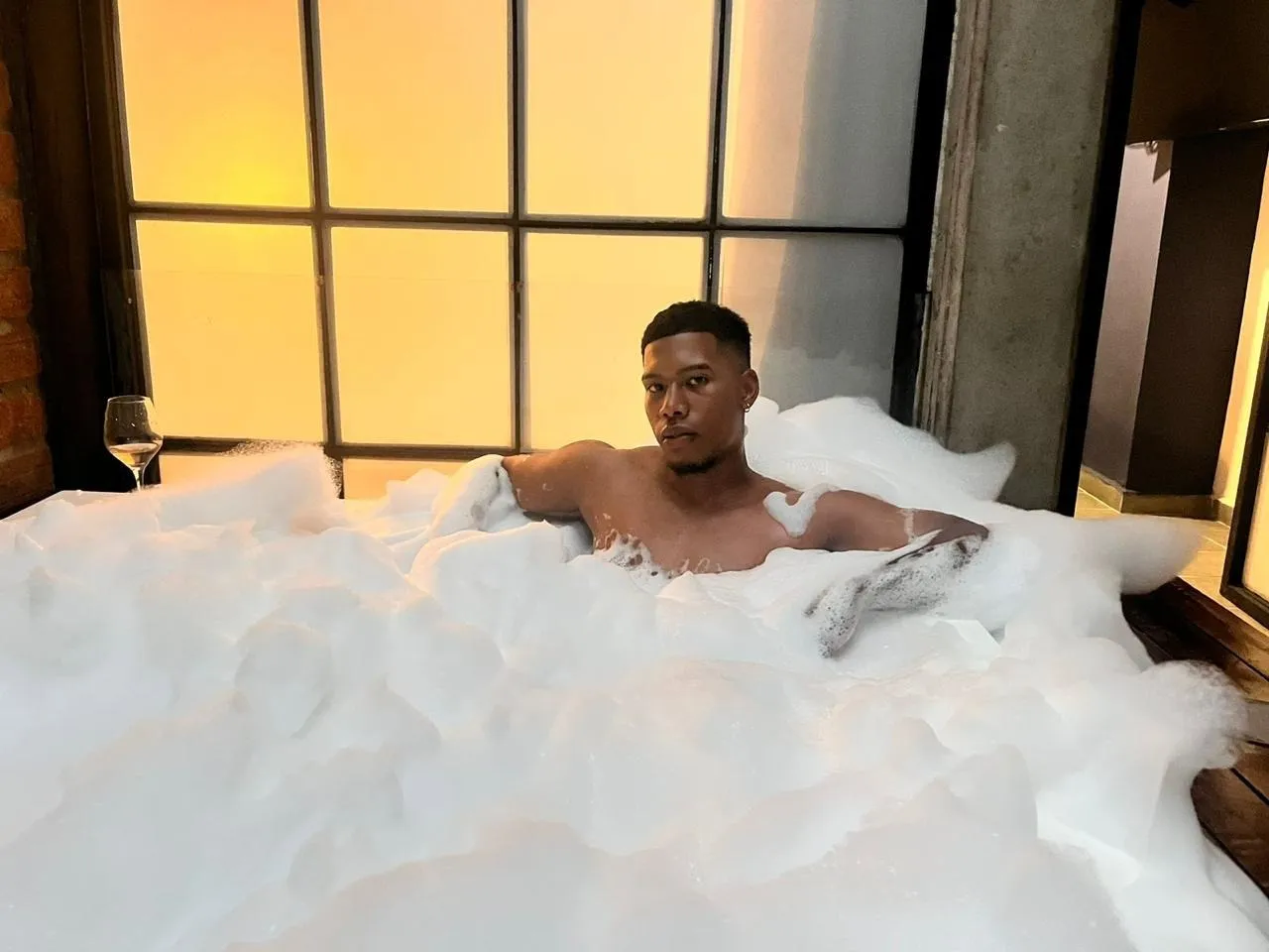 Beltran98 OnlyFans header