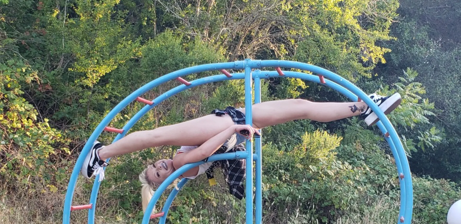 Bendy Blonde OnlyFans header