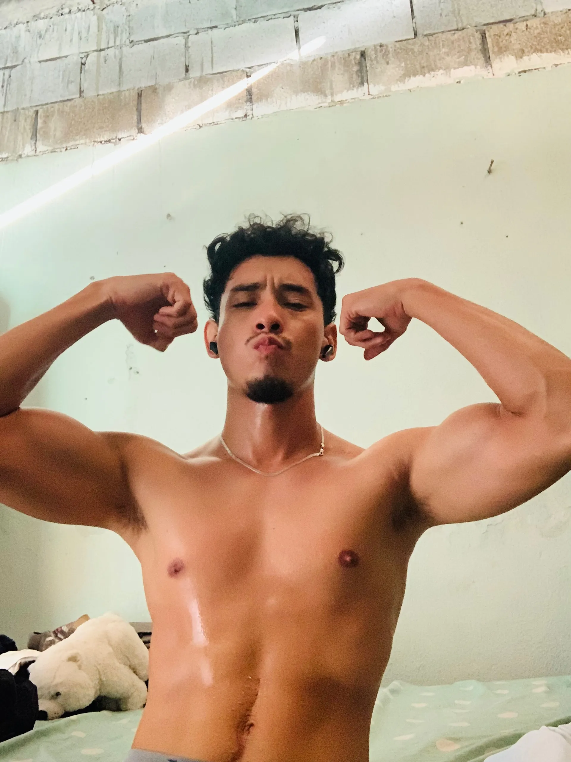 Bengi OnlyFans header