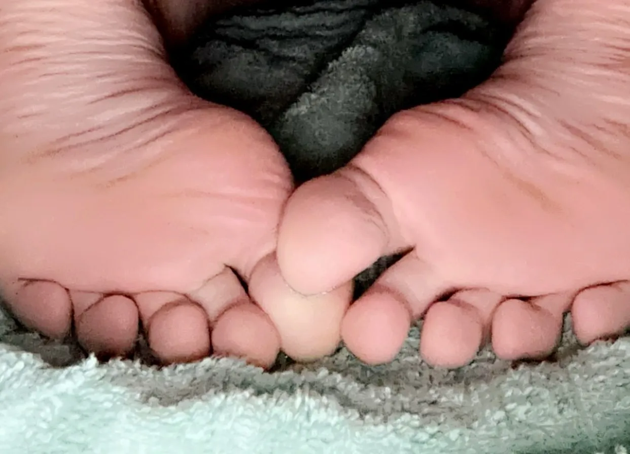 beni 🖤 OnlyFans header