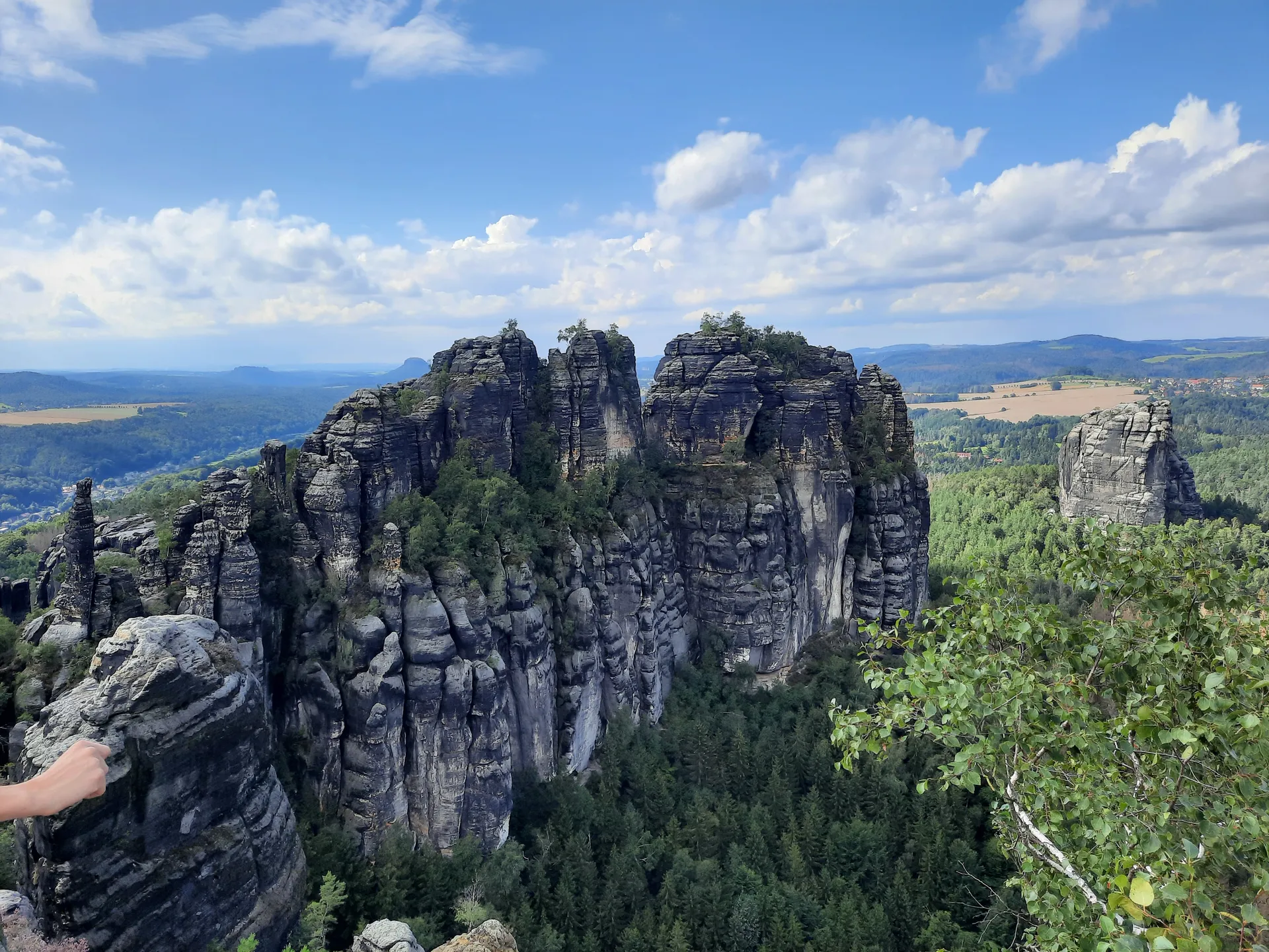 _beren_lúthien_ OnlyFans header