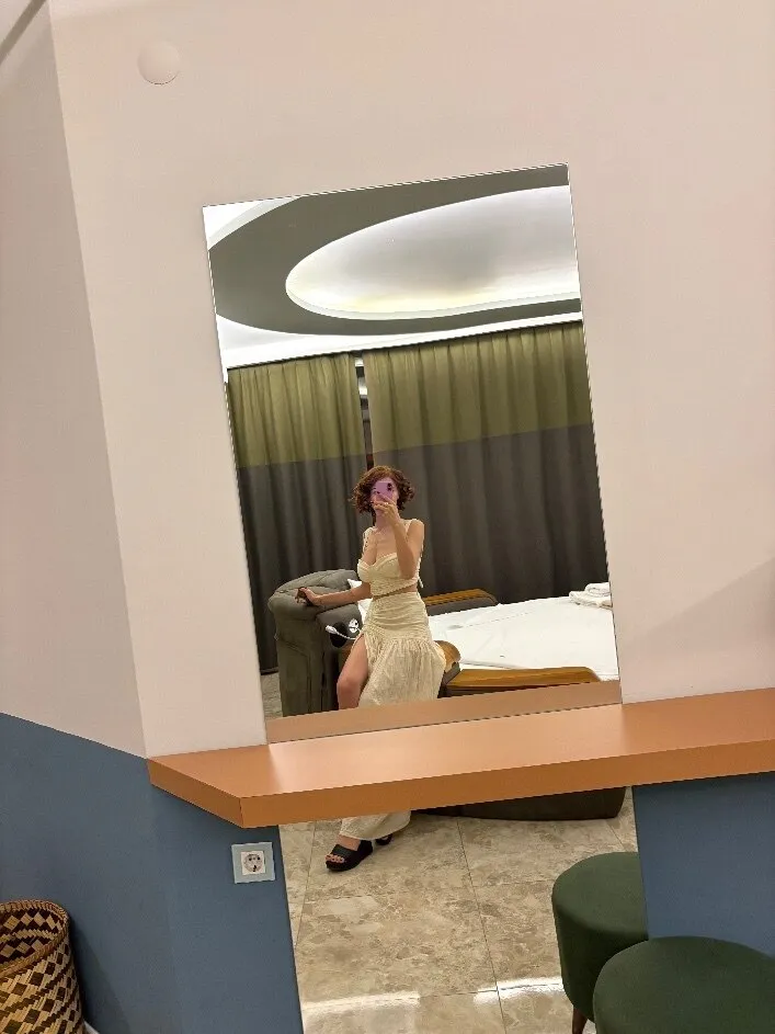 Beste Burul OnlyFans header