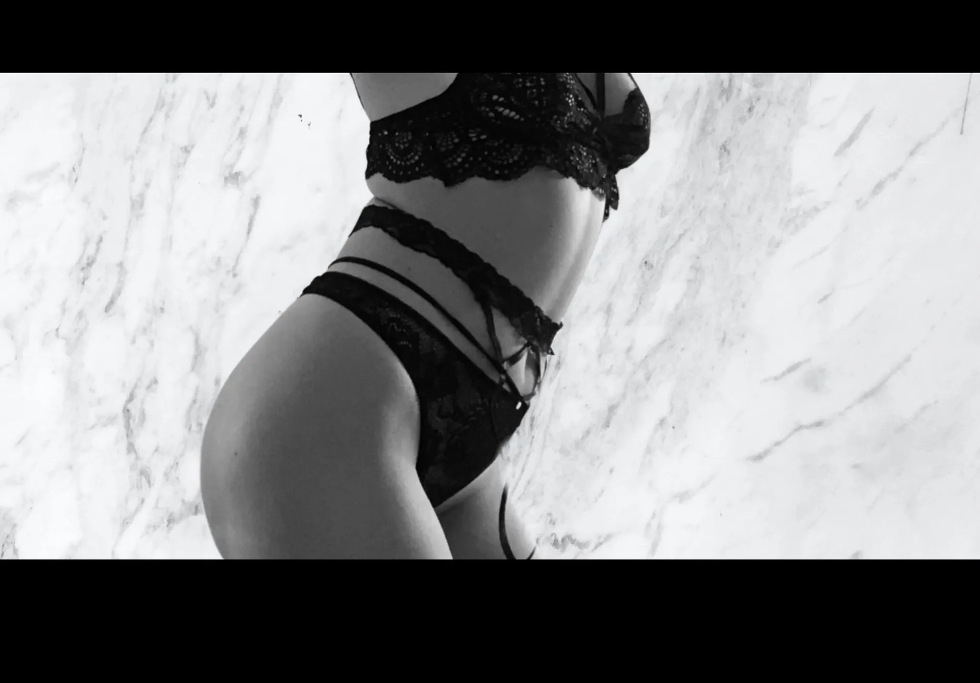 Broken girl OnlyFans header