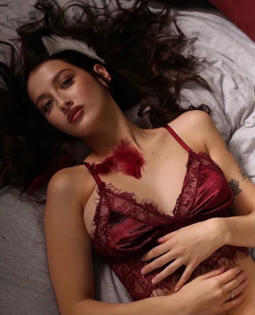 KATIE OnlyFans header