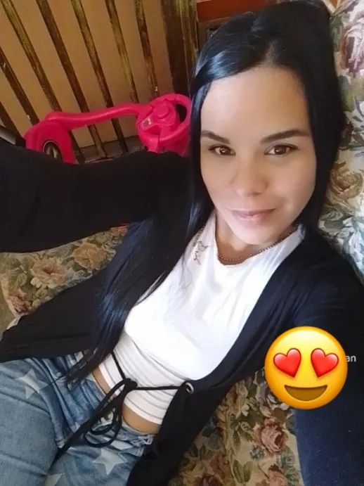 Yuleiska OnlyFans header