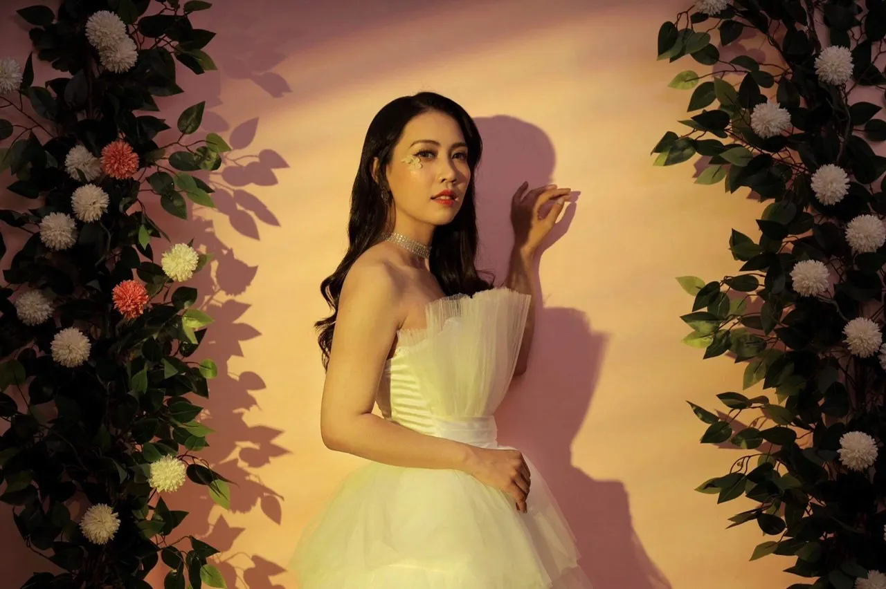 BiAngel OnlyFans header