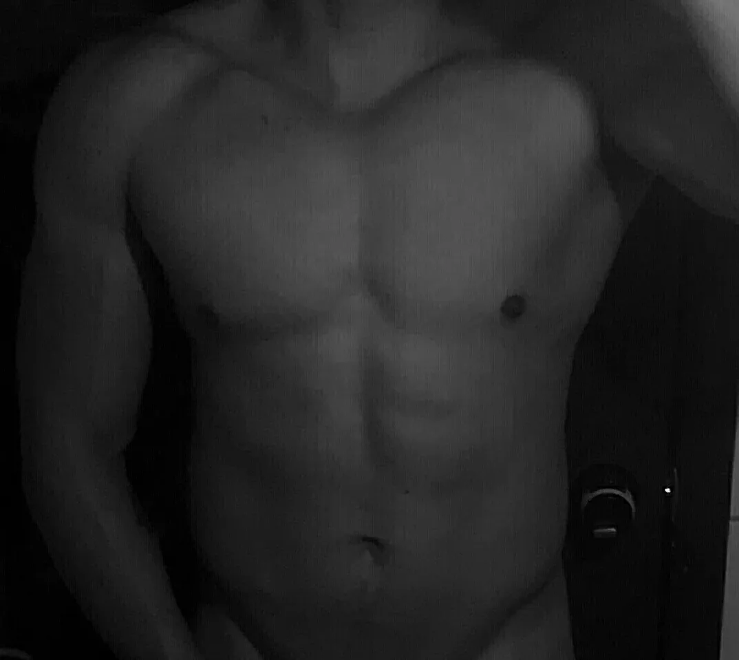 Big Leo OnlyFans header