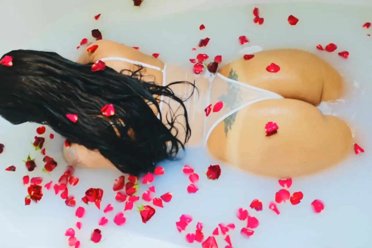 Big Booty Blue Eyez OnlyFans header