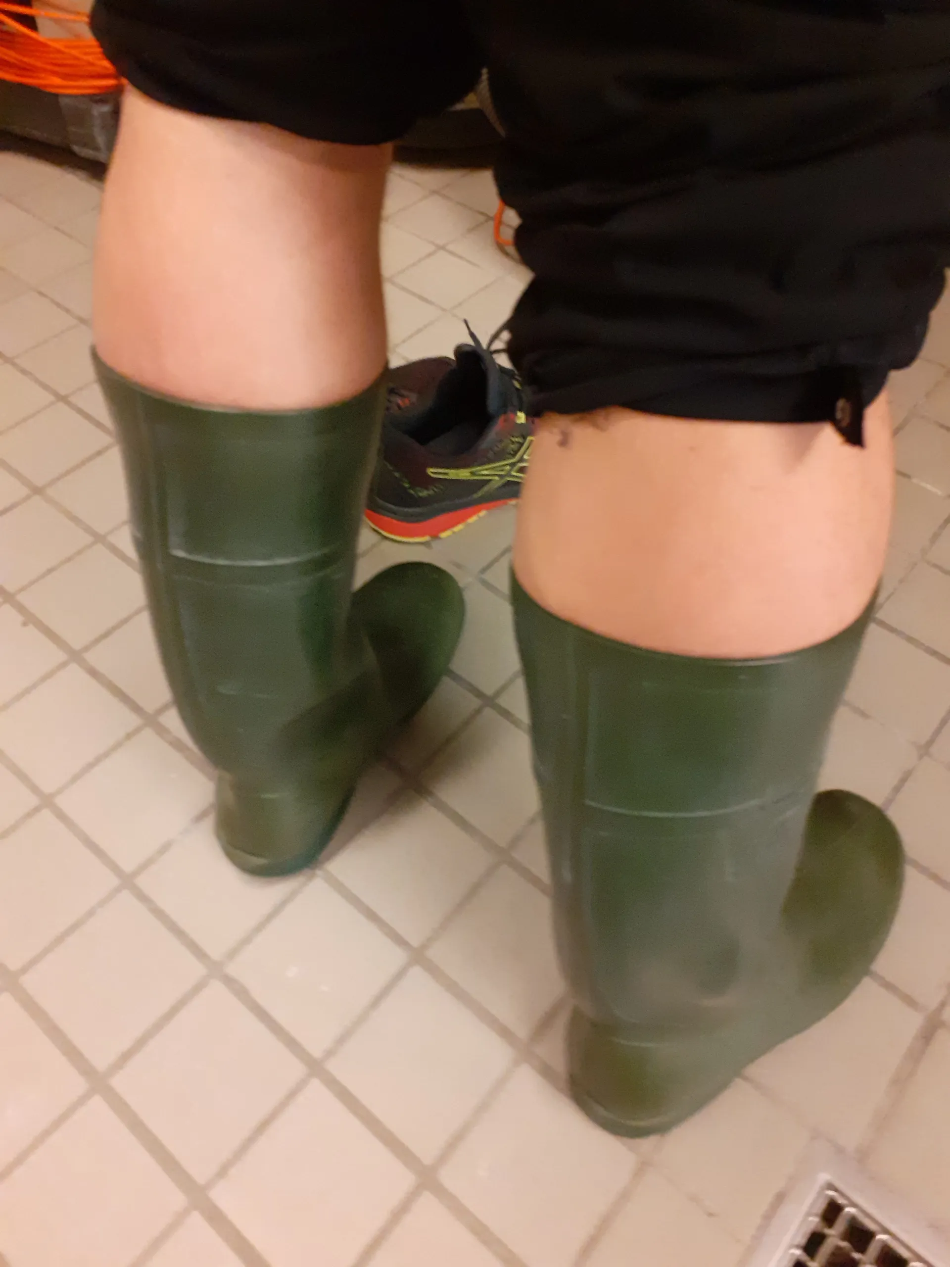 Calfman OnlyFans header