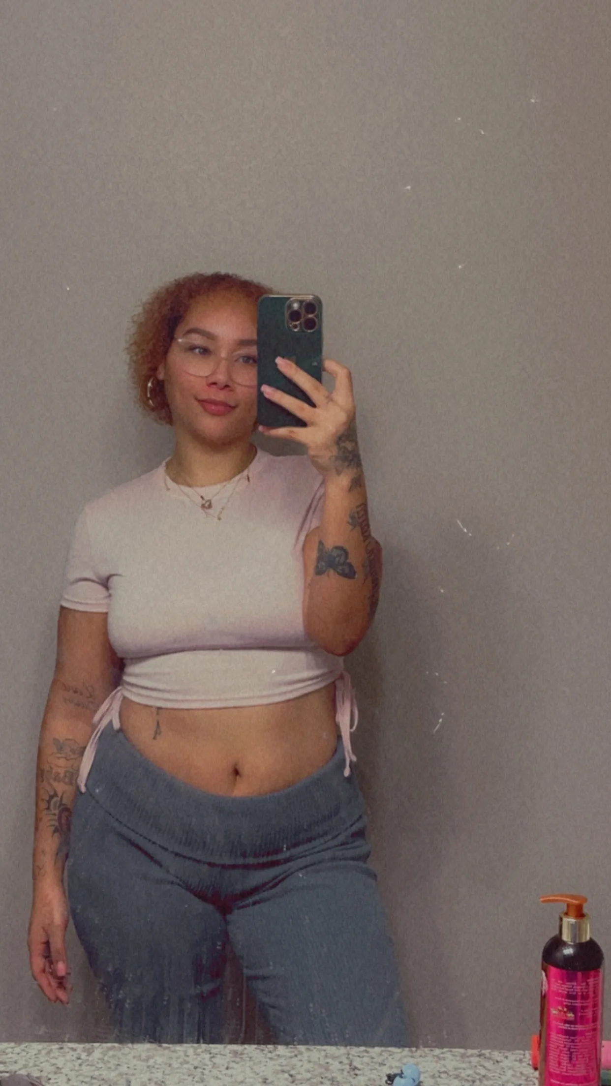 Aneesharenee OnlyFans header