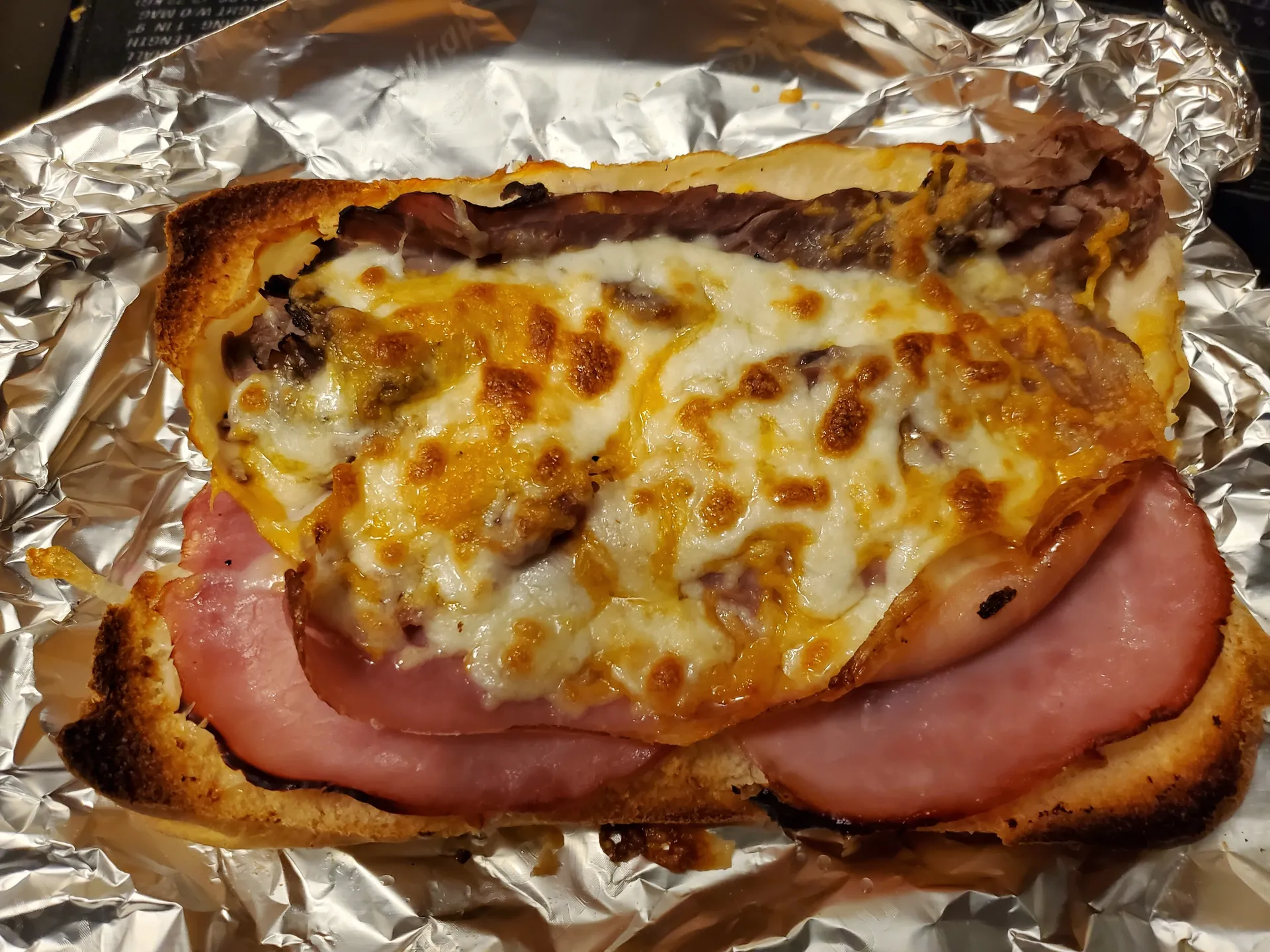 Fat guy with the 6 pack OnlyFans header