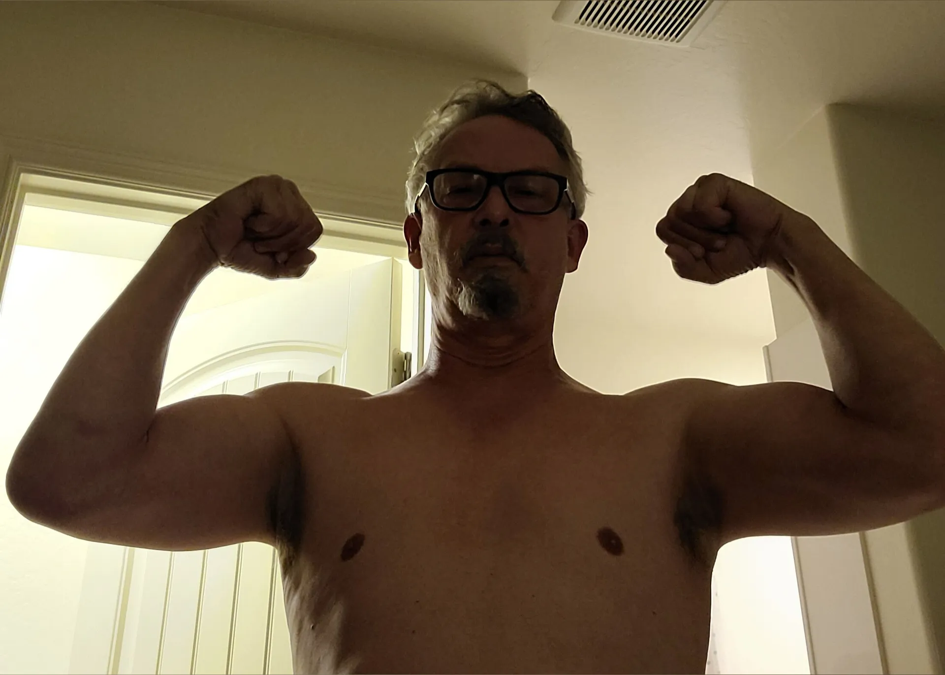 Biggy mik OnlyFans header