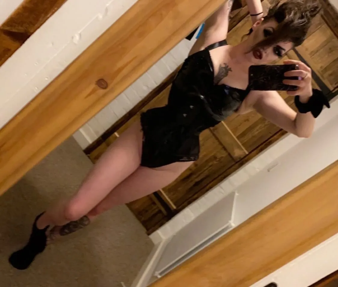 Skye 💀🖤 OnlyFans header