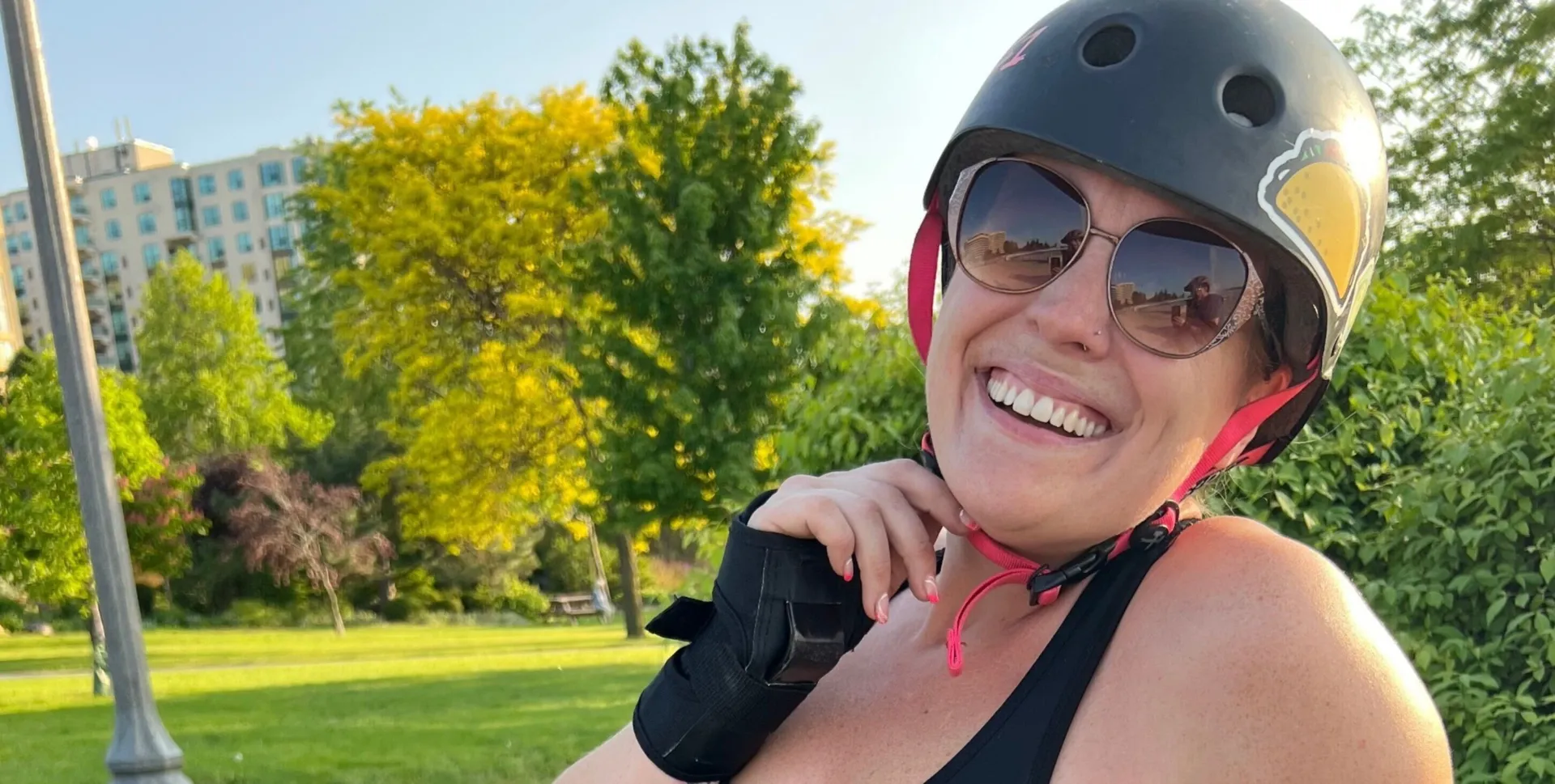 Scarlet OnlyFans header