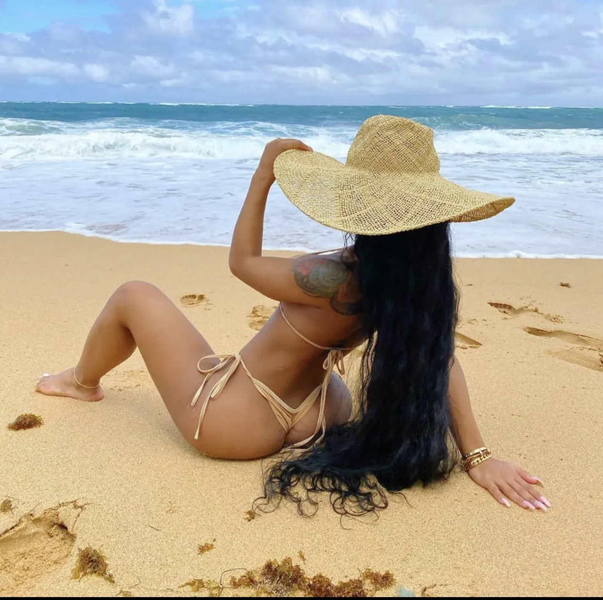 BIRKIN Bella OnlyFans header