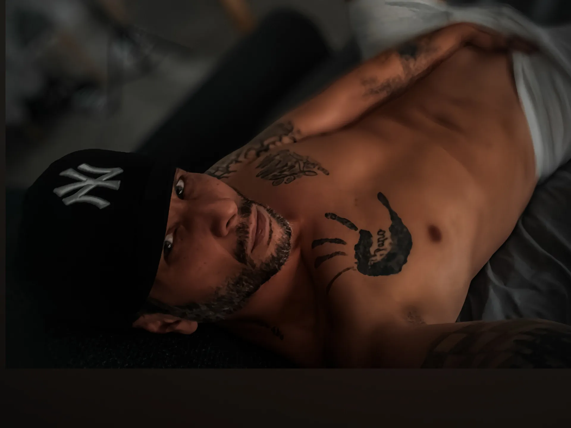 bisneakerboy OnlyFans header