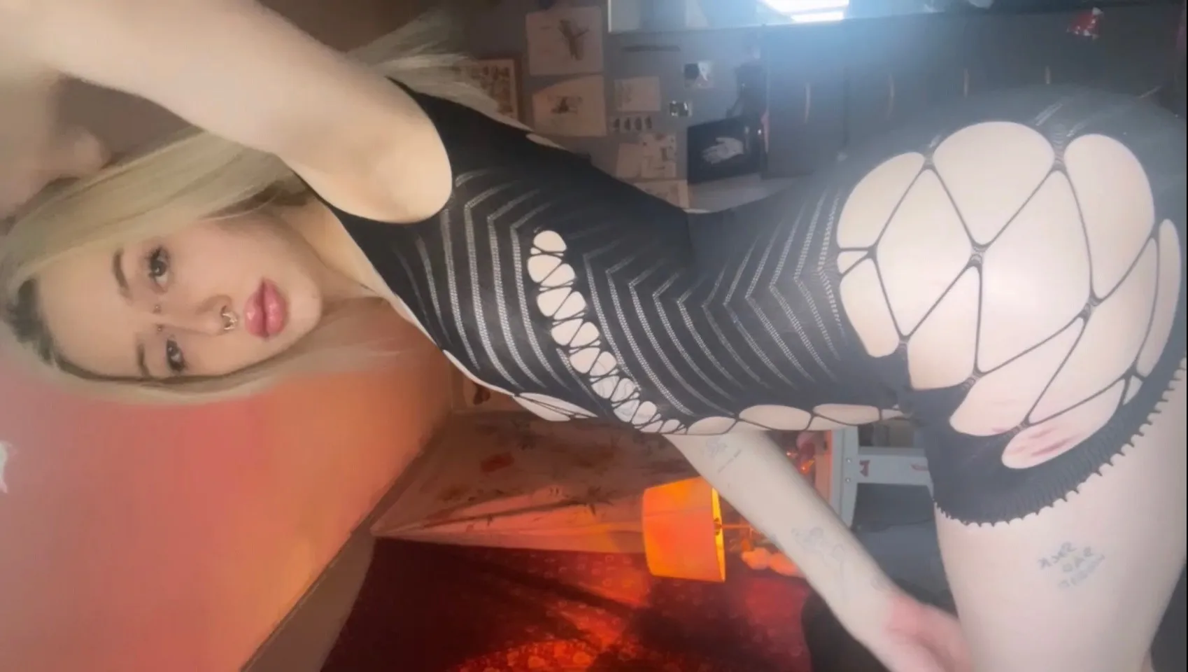 bl0wjob barbie OnlyFans header