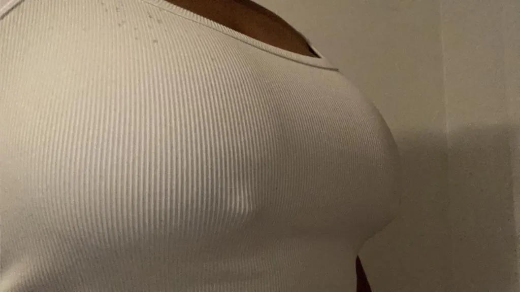Yari OnlyFans header