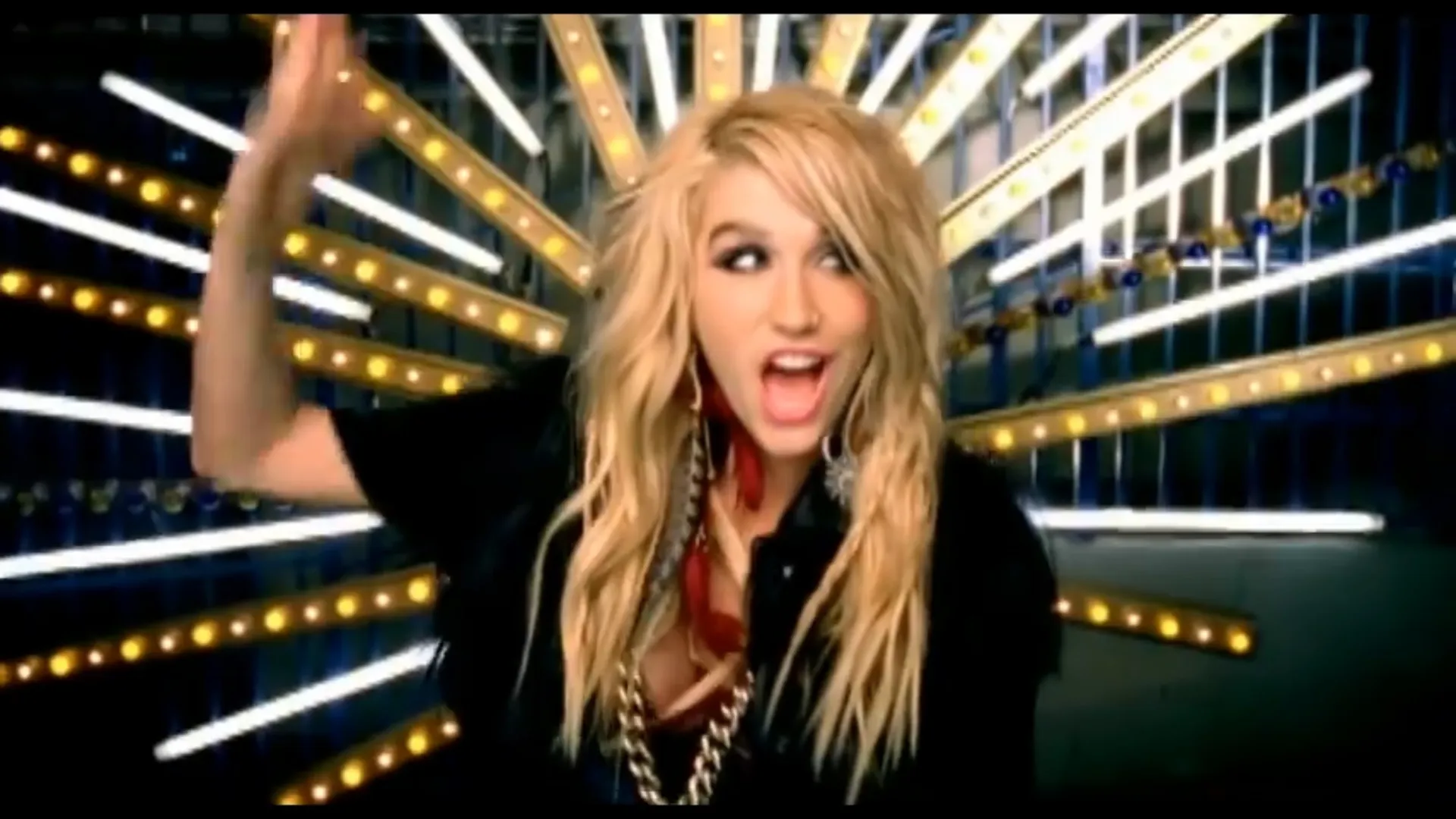 $kårr LëVėåüx OnlyFans header