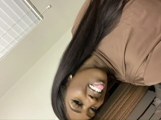 Samira OnlyFans header