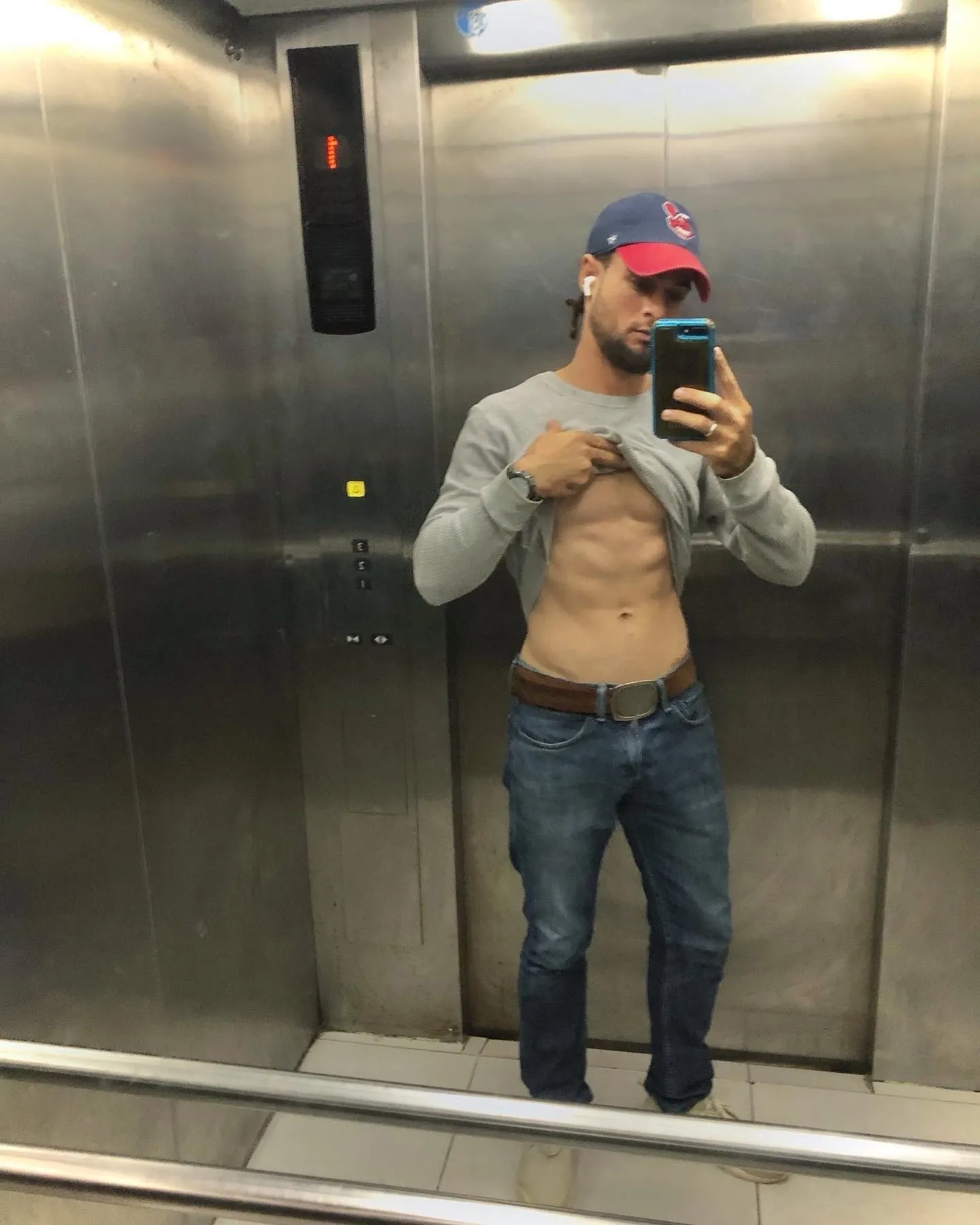 Body hot milk top. Hot🔥%