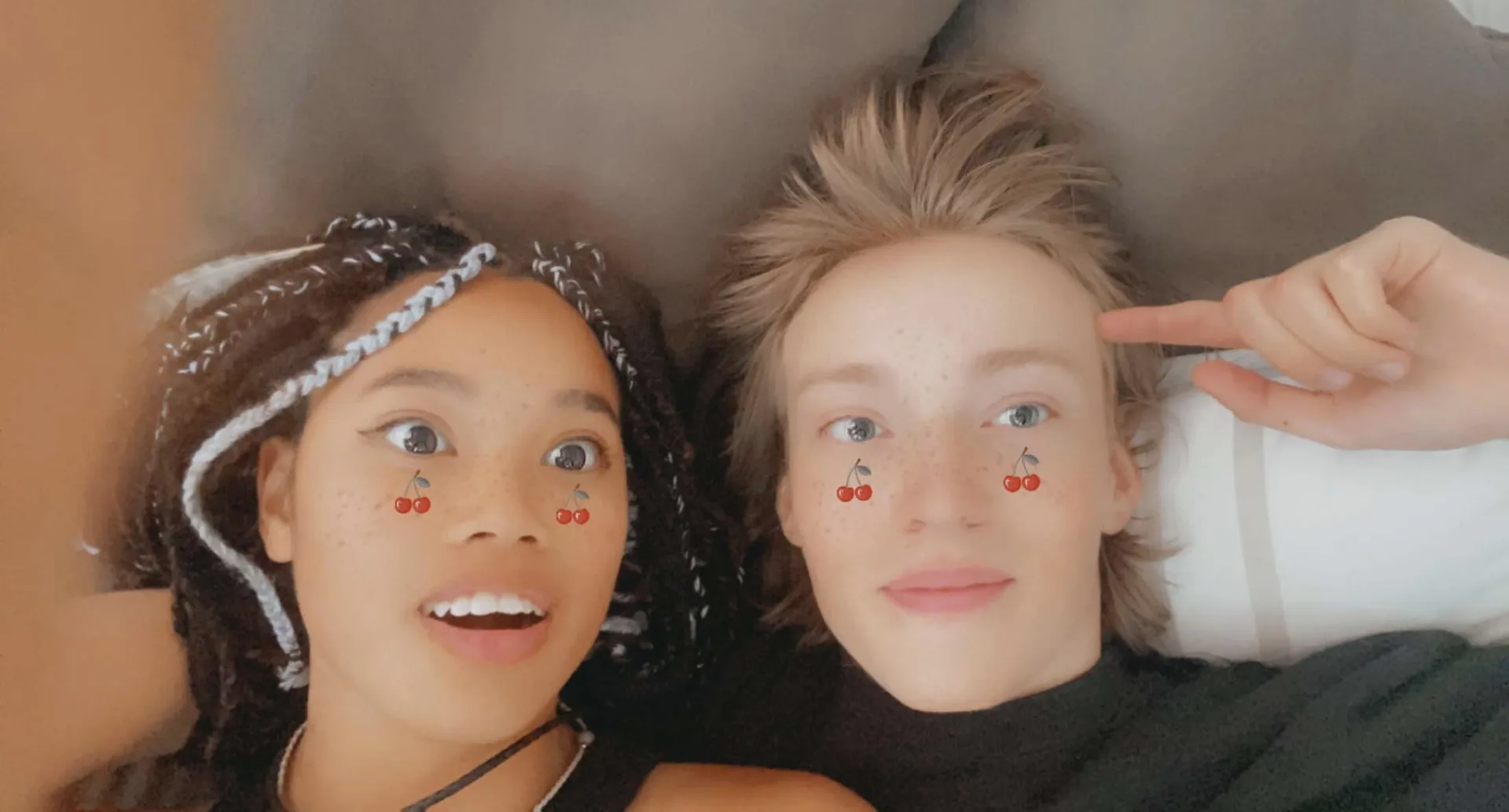 SinCouple OnlyFans header